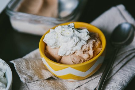 How to Make Earl Grey Ice Cream